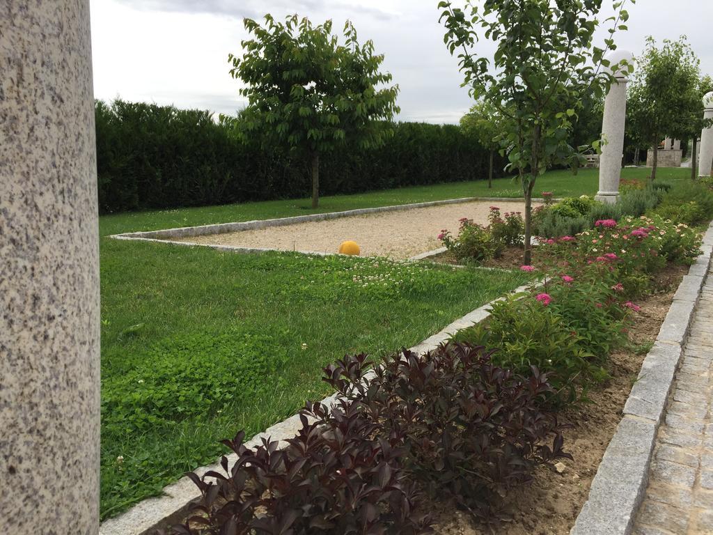 Gites Des Sablons Châtillon-sur-Marne Exteriör bild