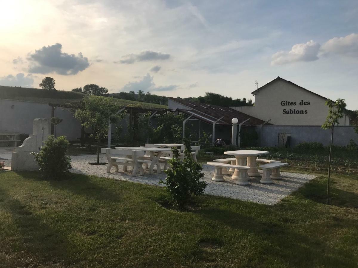 Gites Des Sablons Châtillon-sur-Marne Exteriör bild